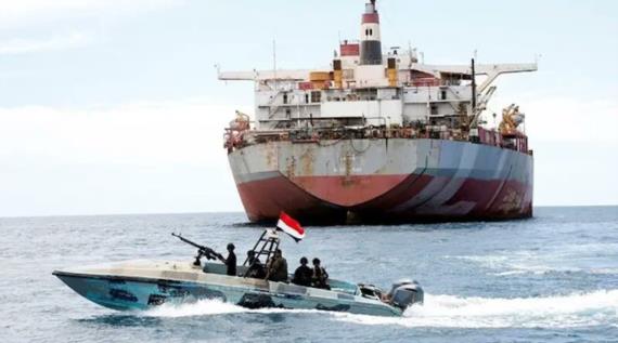مجلة “أوراسيا ريفيو”: تحالف “البحر الأحمر” فشل والهيمنةُ الأمريكيةُ سقطت
