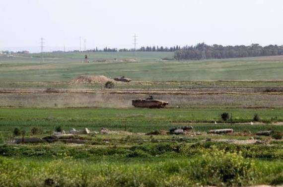 قوات العدو تطلق النار تجاه مراصد للمقاومة شرق غزة وخانيونس