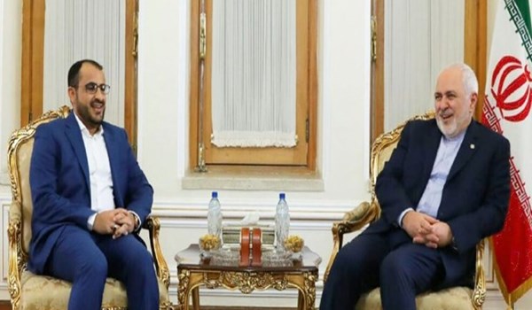 ظريف يلتقي رئيس الوفد الوطني في مسقط