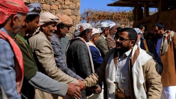 وفد من مكتب السيد القائد يزور أسر شهداء البحرية ..الرد على الأمريكي سيكون مؤلماً