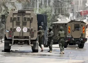 العدو الصهيوني يشدد إجراءاته العسكرية على بيت أمر شمال الخليل