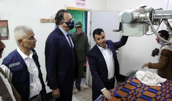 وزير الصحة يتفقد احتياجات المنشآت الطبية بمحافظة إب 