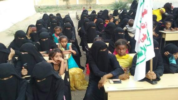 الهيئة النسائية الثقافية بالزهرة تقيم مهرجانا ثقافيا بمناسبة الذكرى السنوية للشهيد 1438هـ