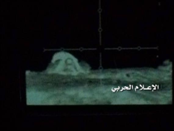 الاعلام الحربي يوزع مشاهد قنص ليلية استهدفت مرتزقة العدوان في المخا