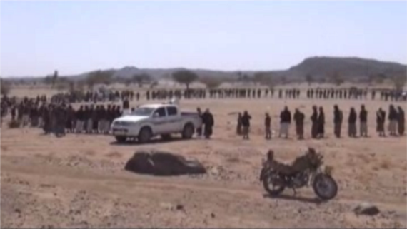 الجوف : إبناء مديريتي برط العنان ورجوزة ينضمون وقفة إحتجاجية تنديدا بالعدوان