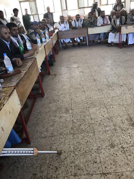 اب : تشكيل لجنة بالشعر لحشد ودعم الجبهات بالرجال والمال .
