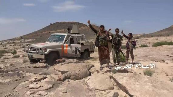استهداف طقمين محملين بمرتزقة الجيش السعودي ودك تجمعاتهم بعسير