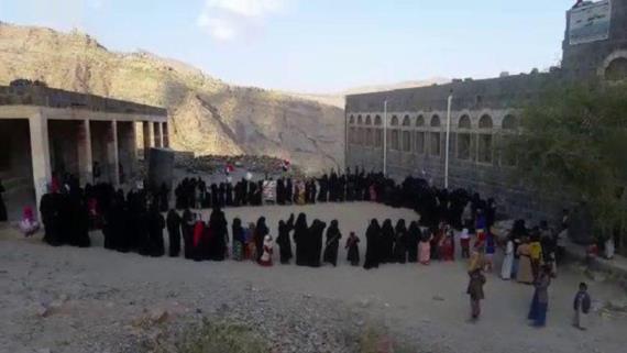 وقفتان لحرائر وطلاب مديرية المفتاح بمحافظة حجة للتنديد باستمرار جرائم العدوان