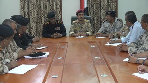 المداني يطلع على جاهزية القوة البحرية والدفاع الساحلي بالمنطقة العسكرية الخامسة (صور)