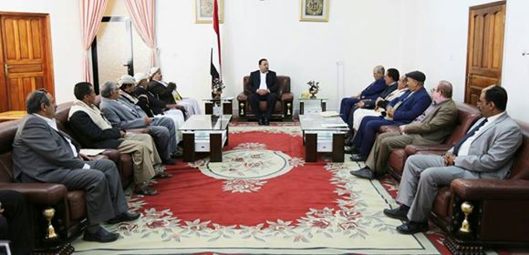 الرئيس الصماد يلتقي قيادات اللقاء المشترك والتحالف الوطني ويؤكد: استهداف الأحزاب والتعددية السياسية اليمنية جزء من العدوان