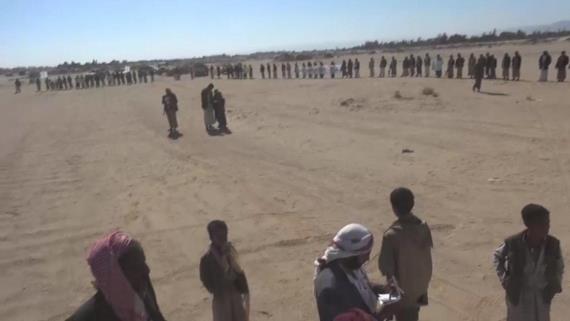 وقفة احتجاجية لأبناء قبائل دهم بمحافظة الجوف
