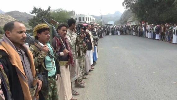وقفة بمديرية العدين في إب للتحشيد والتعبئة بعد ألف يوم من العدوان