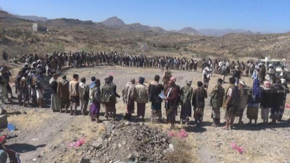الضالع : وقفة قبلية حاشدة بمديرية الحشاء تأكيدا للصمود والحشد للجبهات