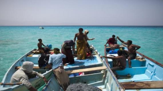الإفراج عن 39 صياداً اختطفتهم بحرية العدوان قبل شهرين