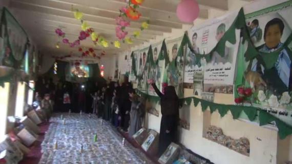 قافلة دعم للجيش واللجان من أسر شهداء بني حور بعمران