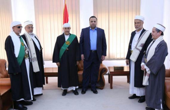 عدد من القضاة يؤدون اليمين القانونية أمام الرئيس الصماد