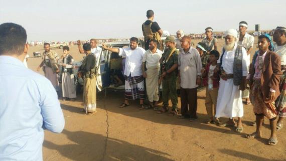وقفة قبلية وقافلة غذائية لقبائل مديرية الزيدية بالحديدة تحت شعار'' انفروا خفافا وثقالا