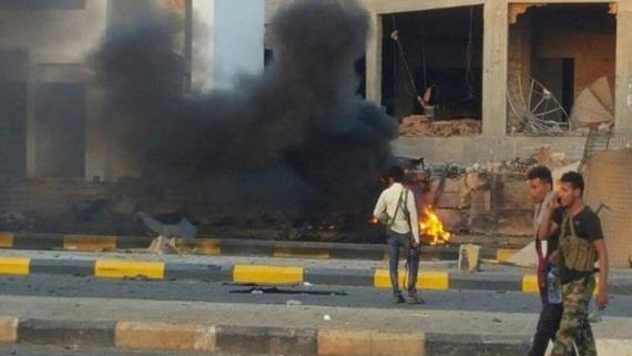 قتلى وجرحى في تفجير سيارة مفخخة بعدن