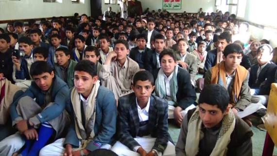 تكريم الطلاب المتفوقين في مجز بصعدة