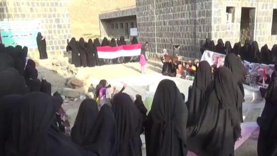 وقفة وفعالية لحرائر عزلة حجر بحجة بمناسبة مولد السيدة الزهراء