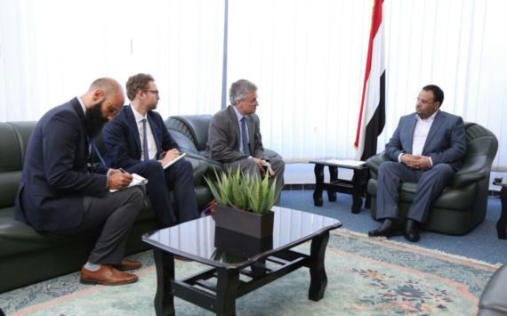 الرئيس الصماد يلتقي المبعوث الخاص لوزير خارجية مملكة السويد