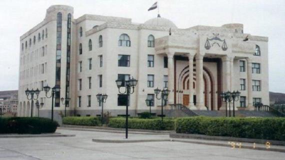 النيابة الجزائية بصنعاء تبدأ السبت التحقيق مع 23 متهما بالتخابر مع دول العدوان 