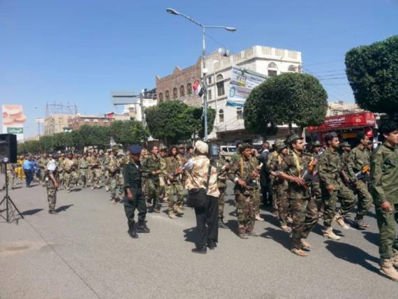 مديرية الثورة بأمانة العاصمة تنظم مهرجان وعروض لوحدات رمزية ضمن حملة التحشيد والتعبئة (صور)