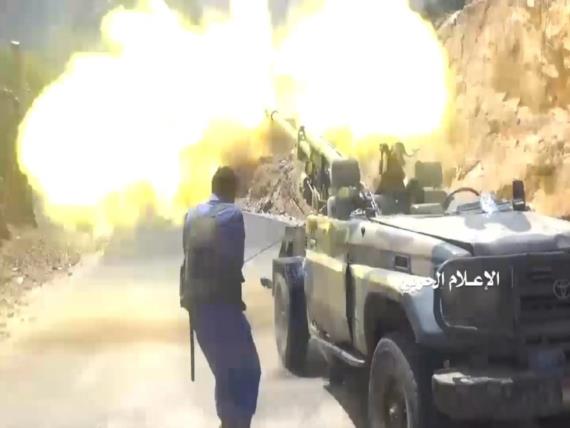 مدفعية الجيش واللجان الشعية تدك تجمعات المنافقين بالجوف