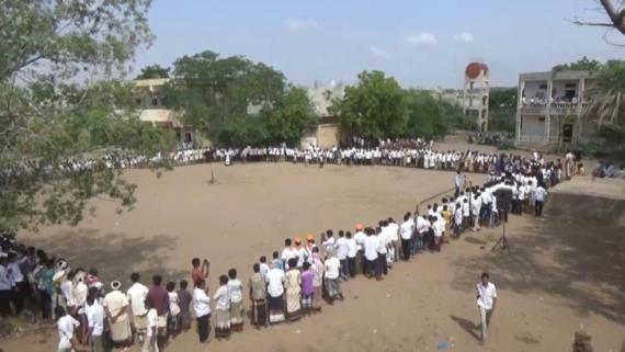 وقفة في بيت الفقيه في الحديدة تندد تصعيد العدوان لجرائمه (صور)