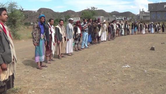 وقفة احتجاجية لأبناء القفر بإب تنديدا بجرائم العدوان والحرب الاقتصادية