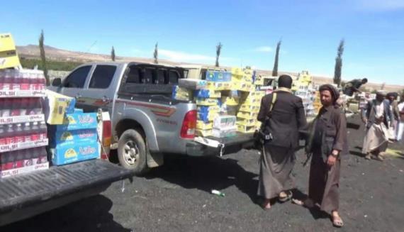 قافلة غذائية من أسرة شهداء آل سنان بأرحب دعما للجيش واللجان الشعبية