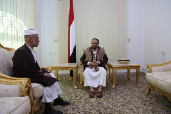 الرئيس المشاط يلتقي رئيس مجلس القضاء الأعلى