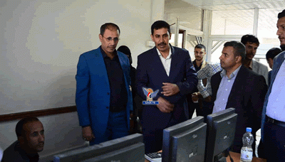 وزير الإعلام يطلع على سير العمل في قناة اليمن الفضائية