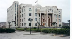 النيابة العامة تعلن مباشرتها التحقيق في قضية المبيدات وقائمة الـ74 متهما بقضايا فساد