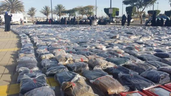 الهيئة النسائية بأمانة العاصمة تسير قافلة شتوية للمرابطين في الجبهات