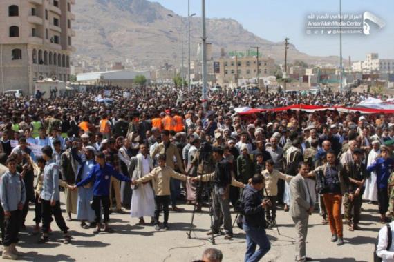 تشييع مهيب لضحايا مجزرة العدوان في سعوان بالعاصمة صنعاء(صور)