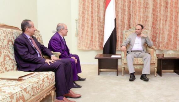 الرئيس المشاط يطلع على الخطوات المنجزة في إعداد خطة المرحلة الأولى من الرؤية الوطنية