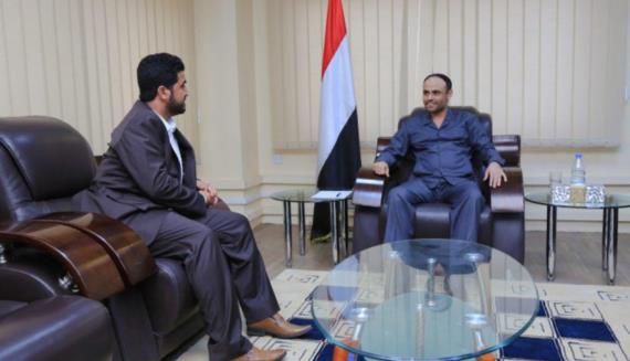 الرئيس المشاط يناقش آلية عمل جهاز الأمن والمخابرات مع رئيس الجهاز