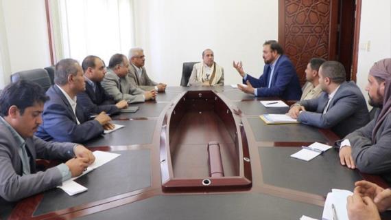 اجتماع موسع يناقش جهود معالجة الاعتداءات على أراضي الدولة والأوقاف