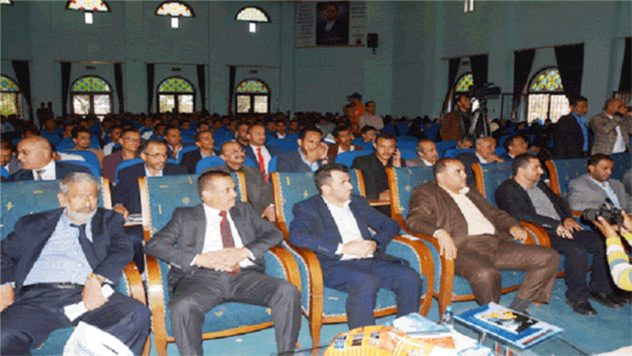 وزير الصحة يثمن الجهود المبذولة في الارتقاء بالتصنيع الدوائي في اليمن