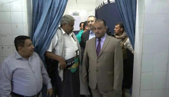 نائب رئيس الوزراء يدشن المخيم الطبي المجاني الخامس للعيون بالحديدة