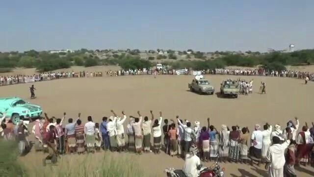قوى العدوان تستهدف وقفة احتجاجية لأبناء الدريهمي بالعديد من القذائف