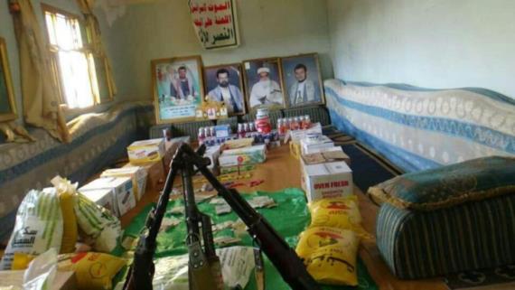صعدة.. أسرة الشهيد” جمعان صبحان ” تسير قافلة غذائية للمرابطين في جبهات القتال 