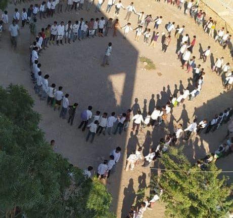 فعاليات متعددة بمدارس تعز إحياءً للذكرى السنوية للشهيد 