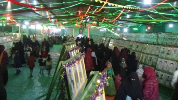 الهيئة النسائية في بني حشيش بصنعاء تقيم فعالية ومعرضاً لصور الشهداء