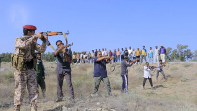 مناورة وتكريم لخريجي دورات التعبئة من موظفي مطار الحديدة الدولي