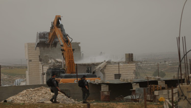 العدو يُخطر بهدم 14 منزلًا تضم 120 شخصا بشكل فوري بحي جنوبي المسجد الأقصى