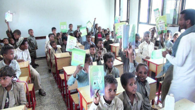 محافظ عمران يتفّقد أنشطة الدورات الصيفية في مديريتي حبور ظليمة وشهارة