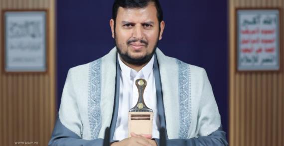 قائد الثورة: أمريكا رائدة نشر المنكر في العالم