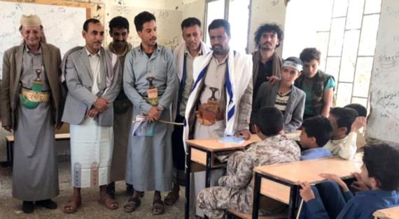 قيادة السلطة المحلية بالضالع تتفقد أنشطة الدورات الصيفية في مديريات دمت والحشاء وقعطبة
